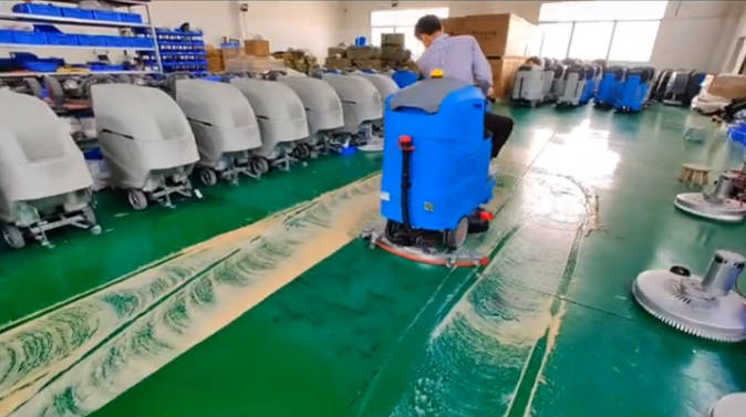 北碚2023年还在用人工的物业保洁不妨试试洗地机吧